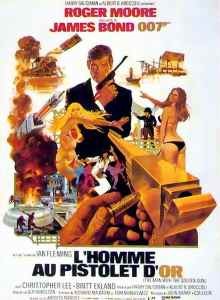 image affiche l'homme au pistolet d'or
